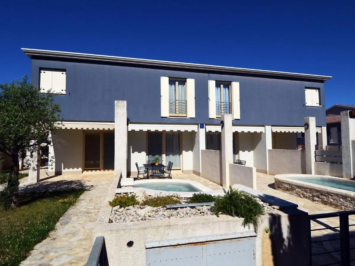 Modern Villa With Swimming Pool Banjole