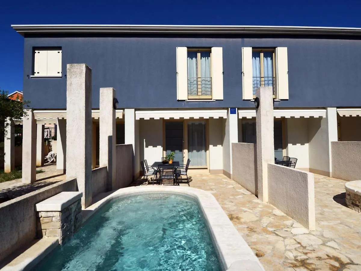 Modern Villa With Swimming Pool Banjole