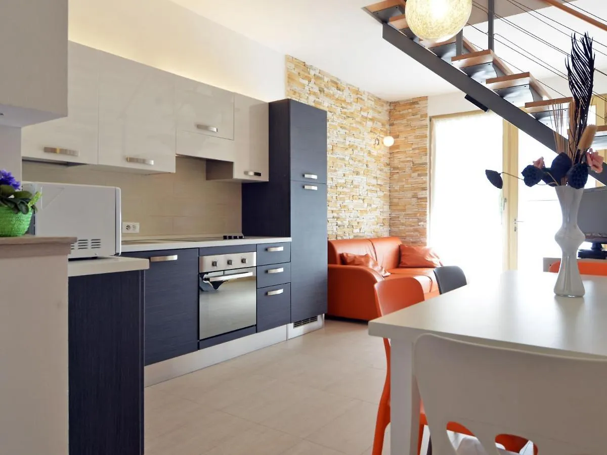Modern Villa With Swimming Pool Banjole 0*,